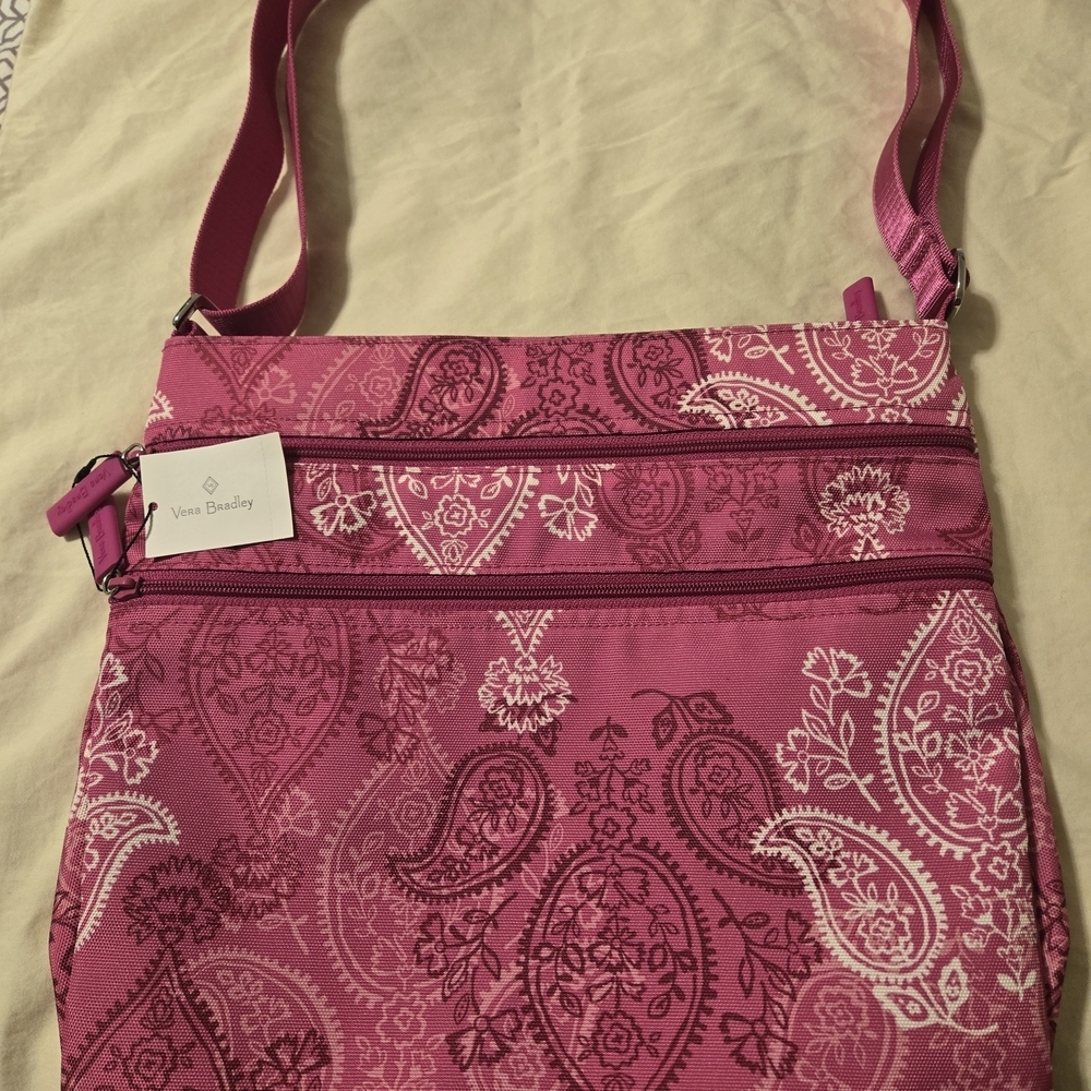 NWT Vera Bradley Triple Zip Hipster Purse Stamped Paisley